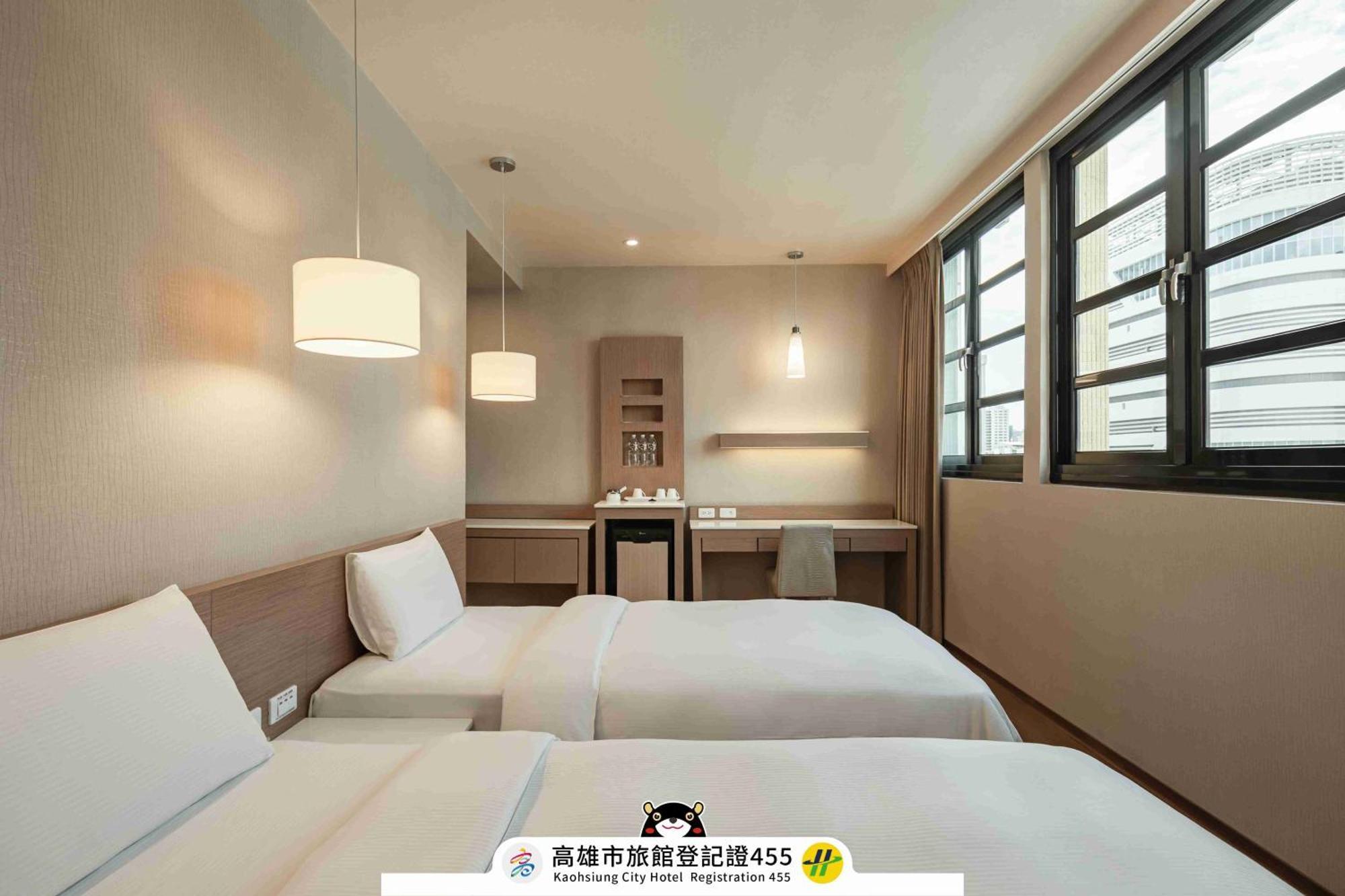 Kindness Hotel - Kaohsiung Main Station מראה חיצוני תמונה