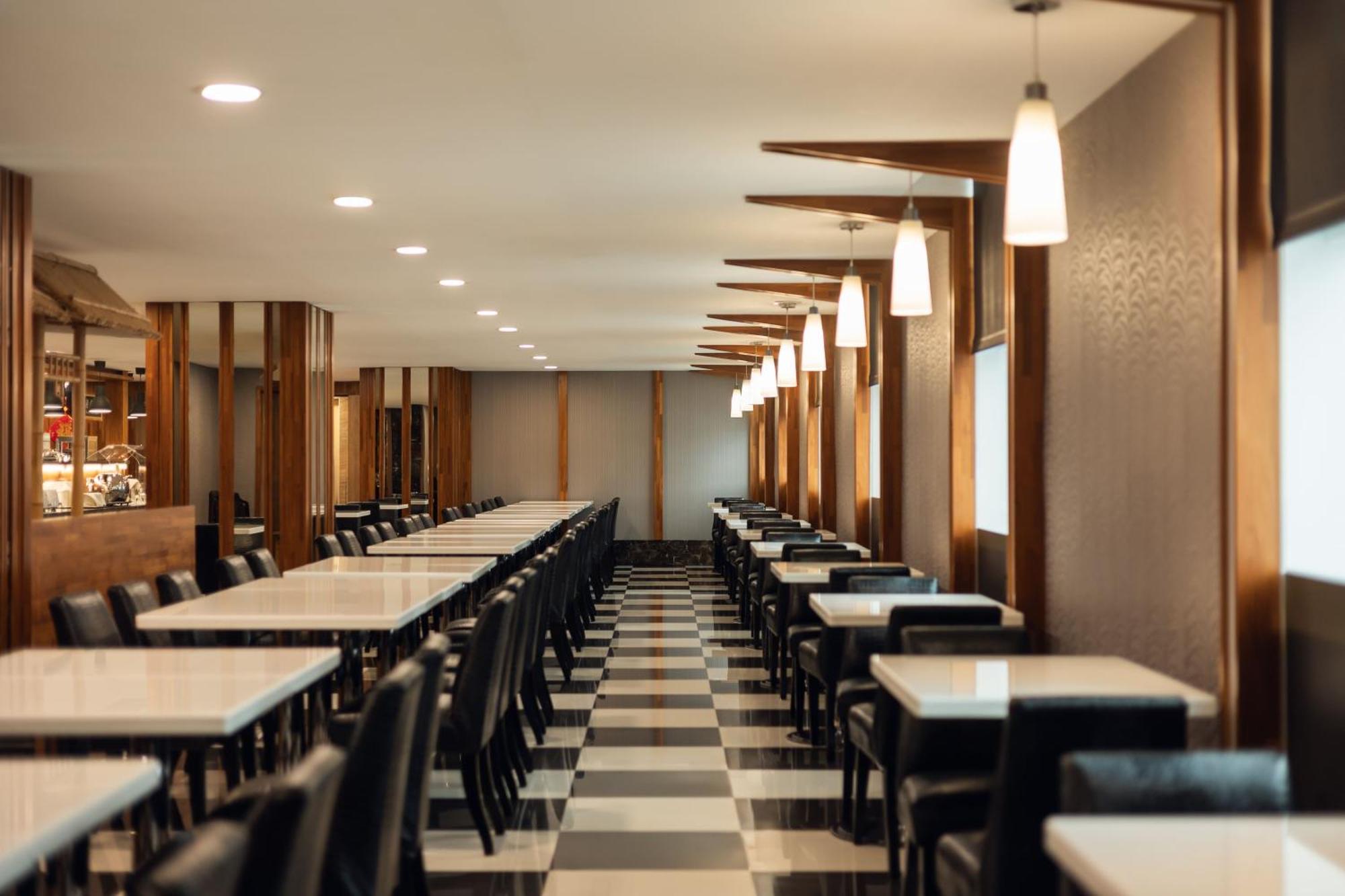 Kindness Hotel - Kaohsiung Main Station מראה חיצוני תמונה